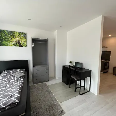 Apartmán Moderne Und Helle 1-zimmer-wohnung Fuer Feriengaeste, Monteure Und Beruflich Reisende Ls15 Single