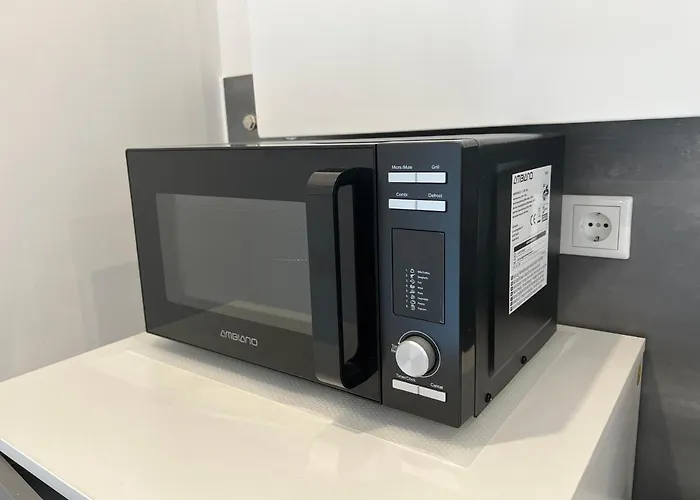 Lägenhet Moderne Und Helle 1-zimmer-wohnung Fuer Feriengaeste, Monteure Und Beruflich Reisende Ls15 Single *